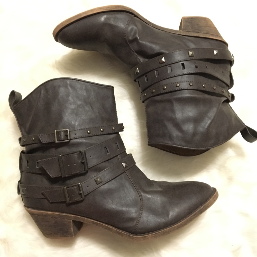 Ankle boots